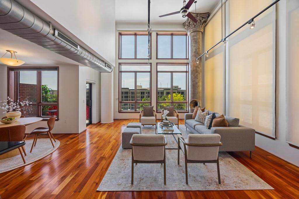 3030 Post Oak Boulevard - Photo 1