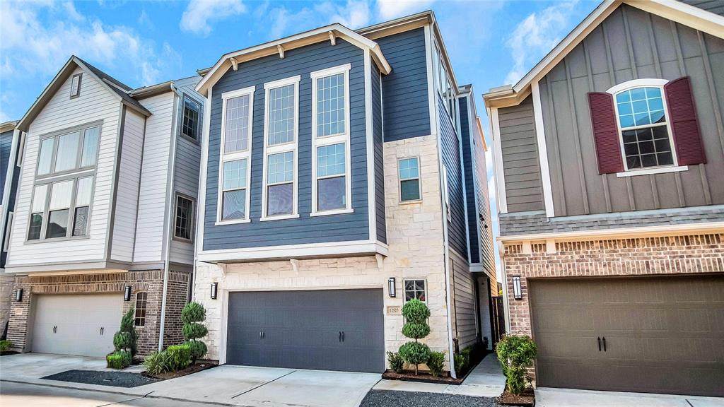 12527 Holly Blue Lane - Photo 1
