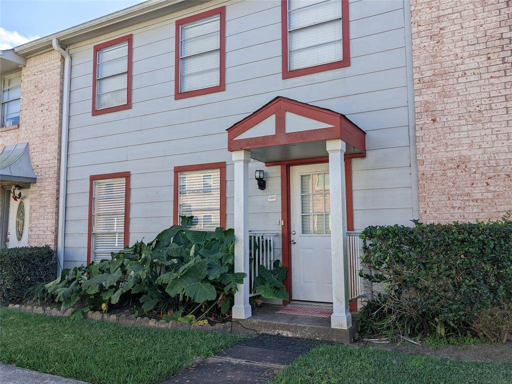 4205 Young Street - Photo 1