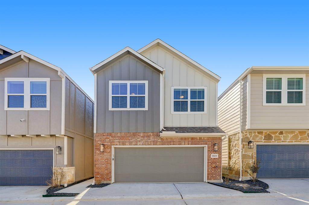 9819 Rugged Oaks Drive - Photo 1