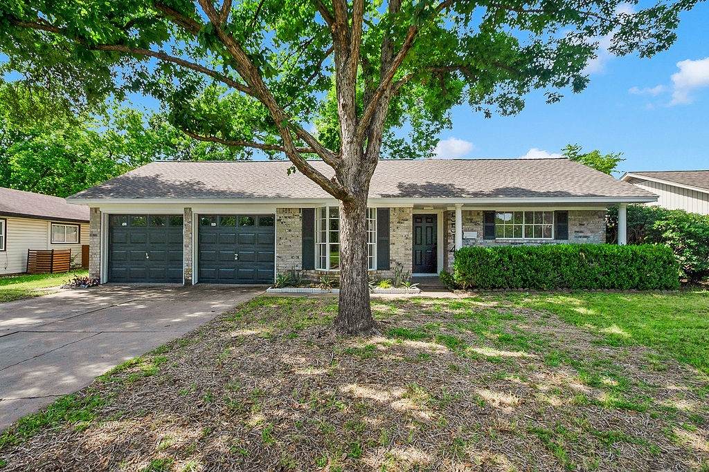 5514 Chantilly Lane - Photo 1