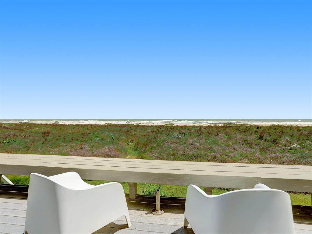 291 Driftwood Road - Photo 1