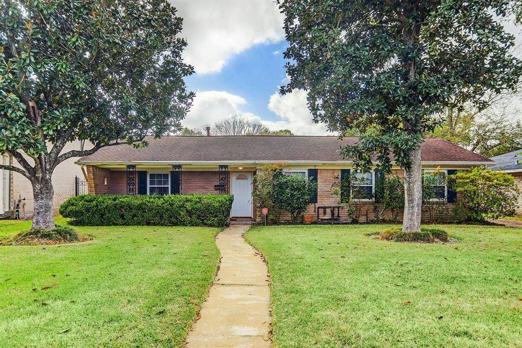 4827 Benning Drive - Photo 1
