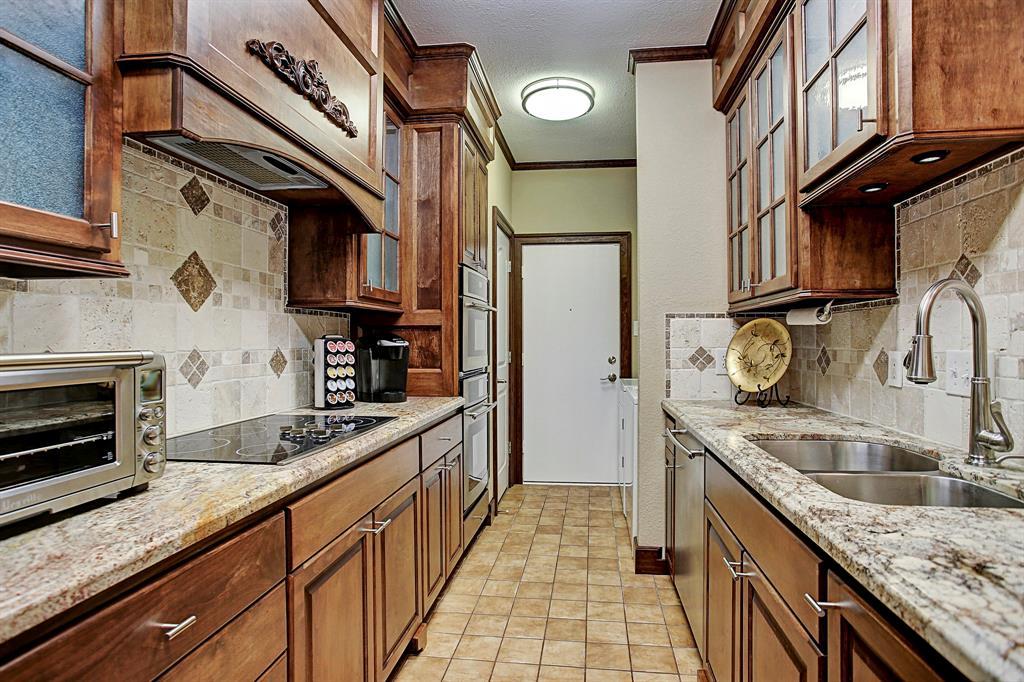 516 Post Oak Lane - Photo 1