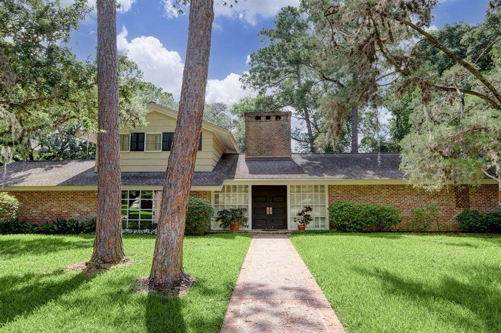 1010 River Bend Drive - Photo 1