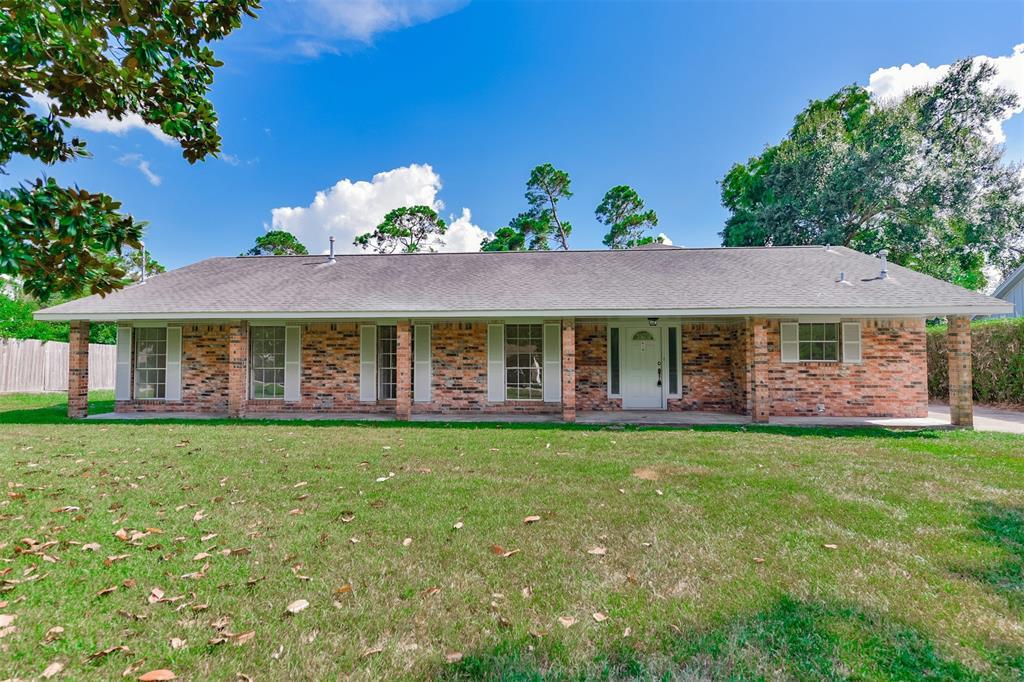 619 Pine Circle - Photo 1