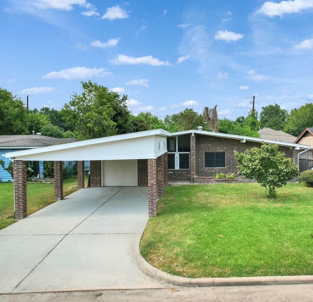 5627 Southbrook Drive - Photo 1