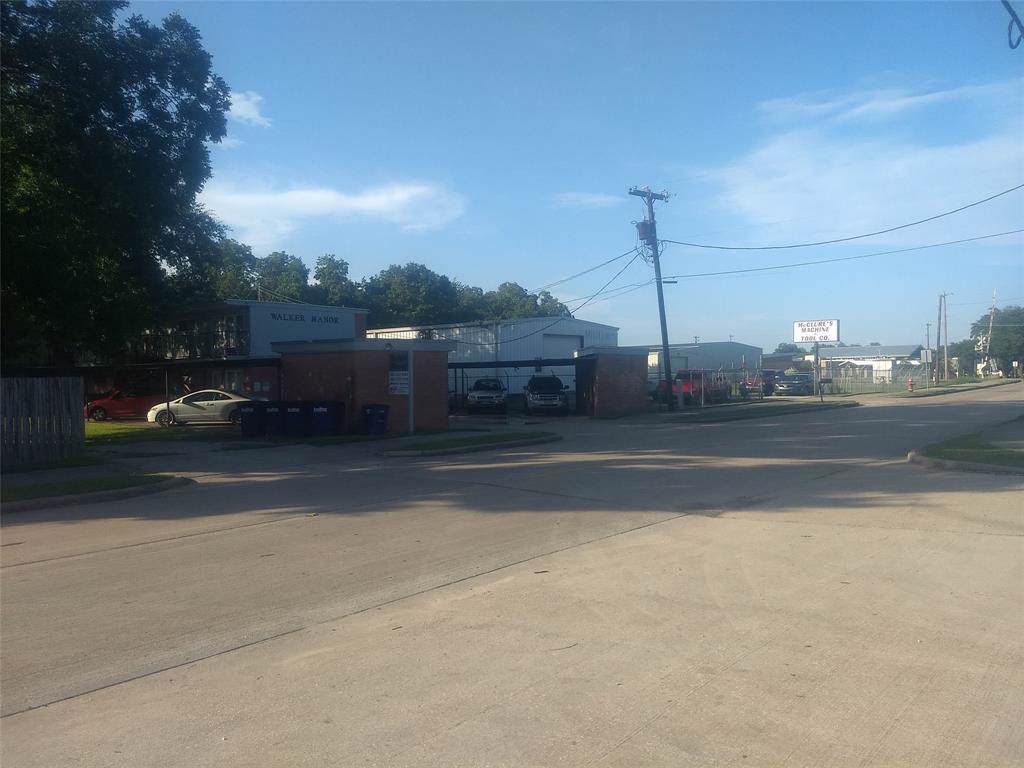 308 East Walker Street - Photo 1