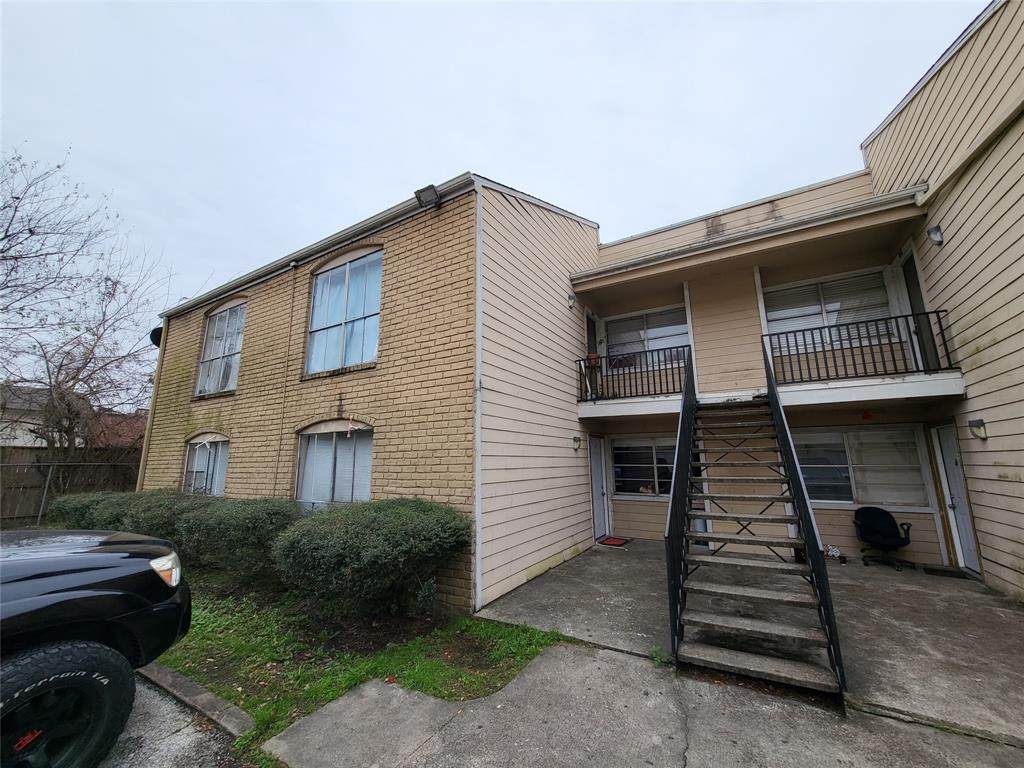 6200 Tidwell Road - Photo 1