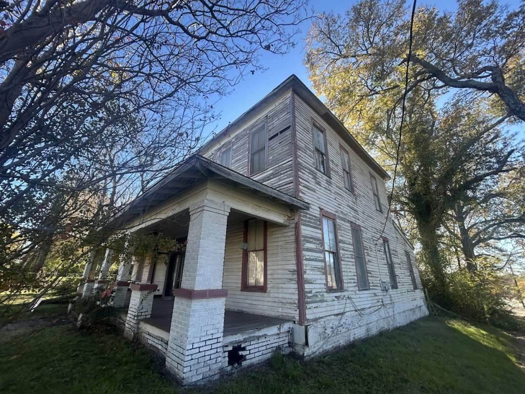 500 Austin Street - Photo 1