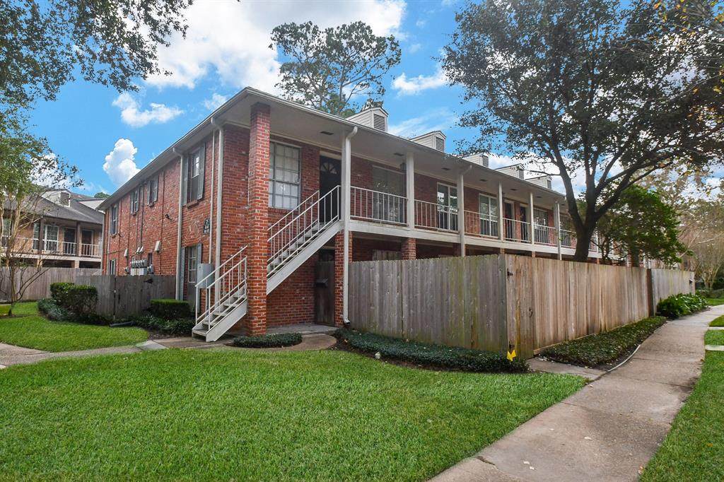 845 A Wax Myrtle Lane - Photo 1