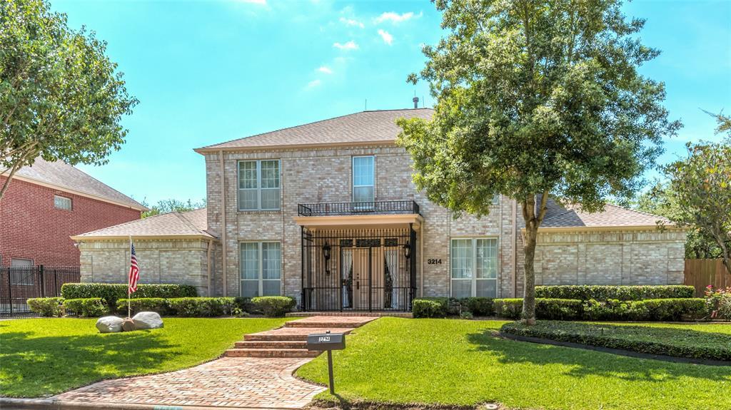 3214 Country Club Boulevard - Photo 1