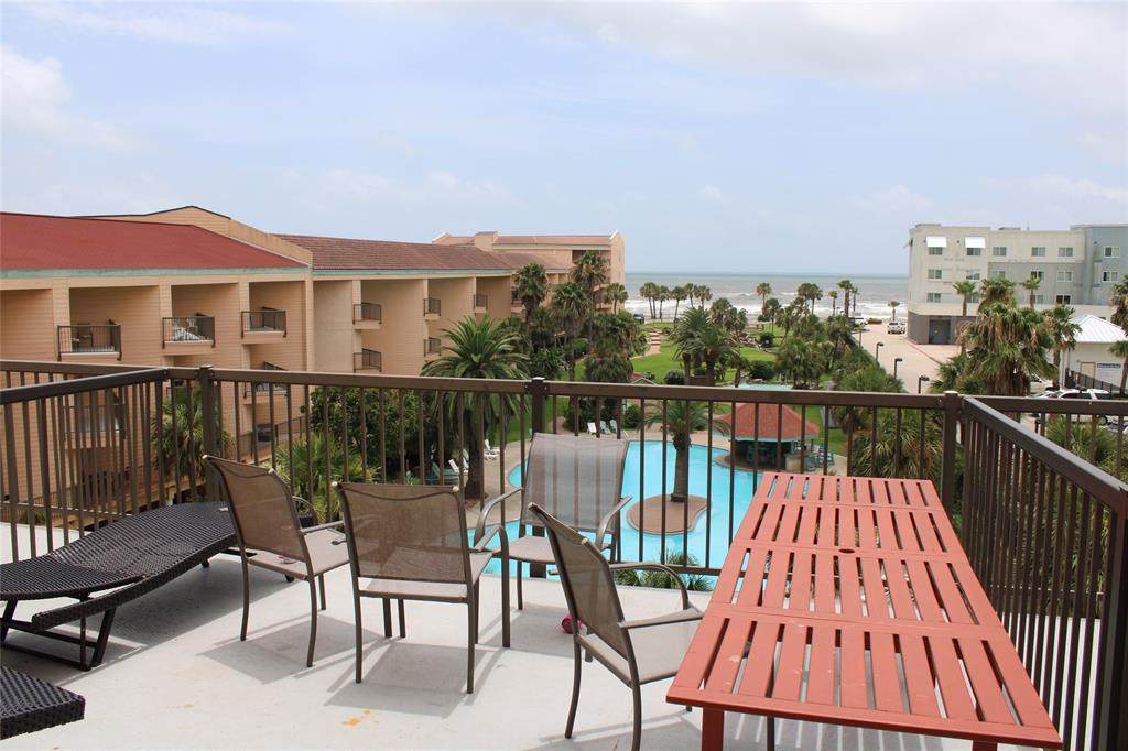 9520 Seawall Boulevard - Photo 1