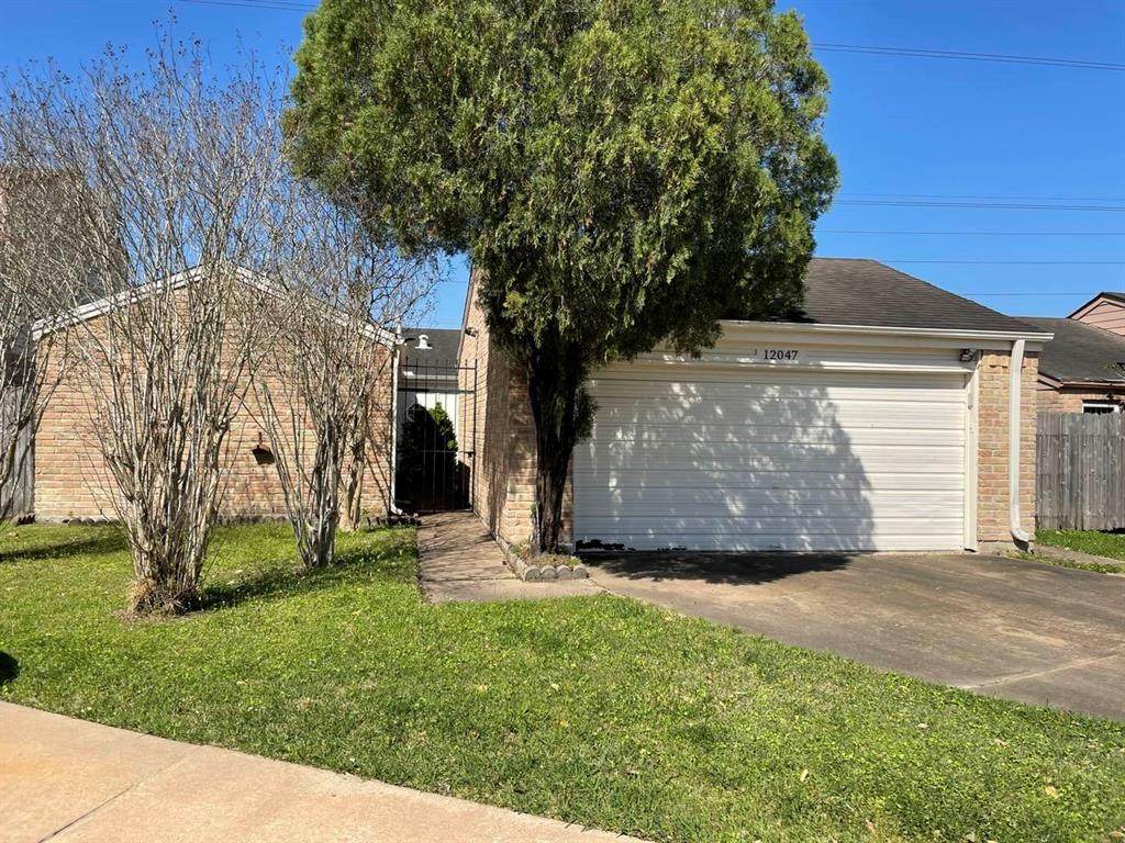 12047 Fairhollow Lane - Photo 1