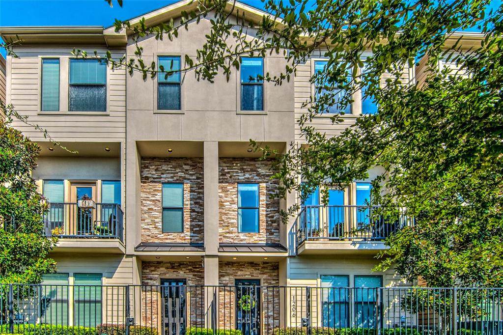 1206 Delano Street - Photo 1