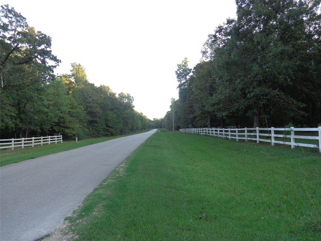 000 Stillwater Blvd - Photo 1