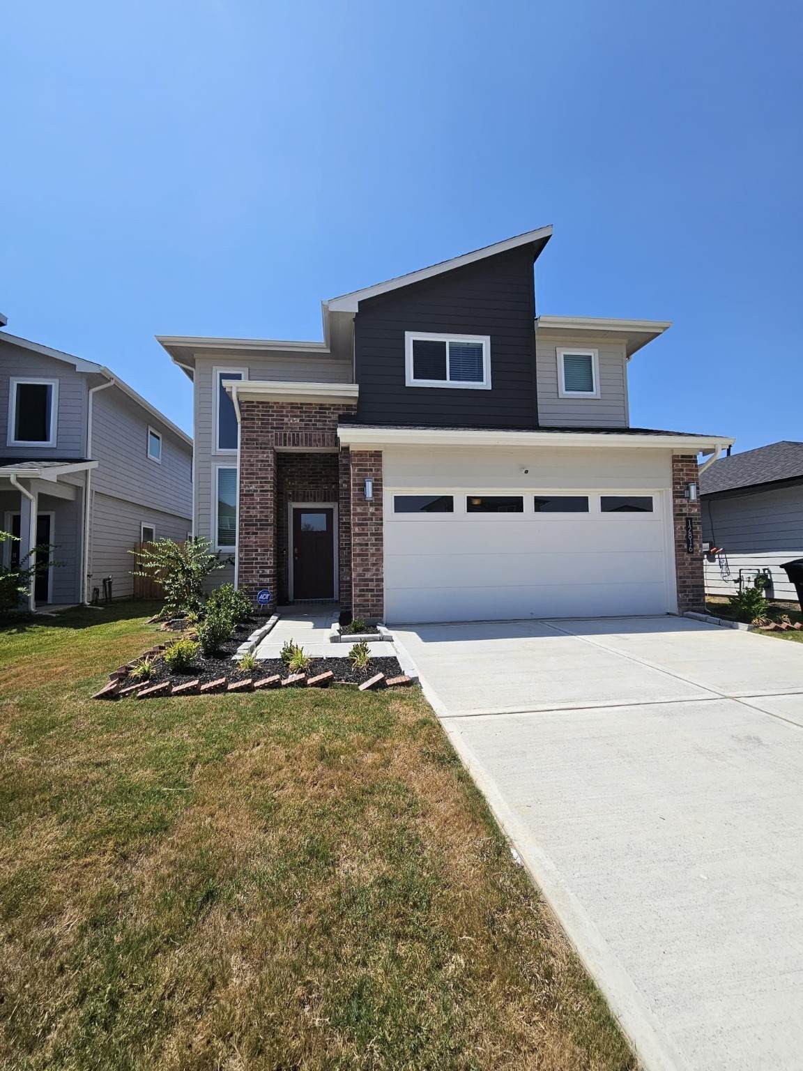 12816 Heddington Grove Lane - Photo 1