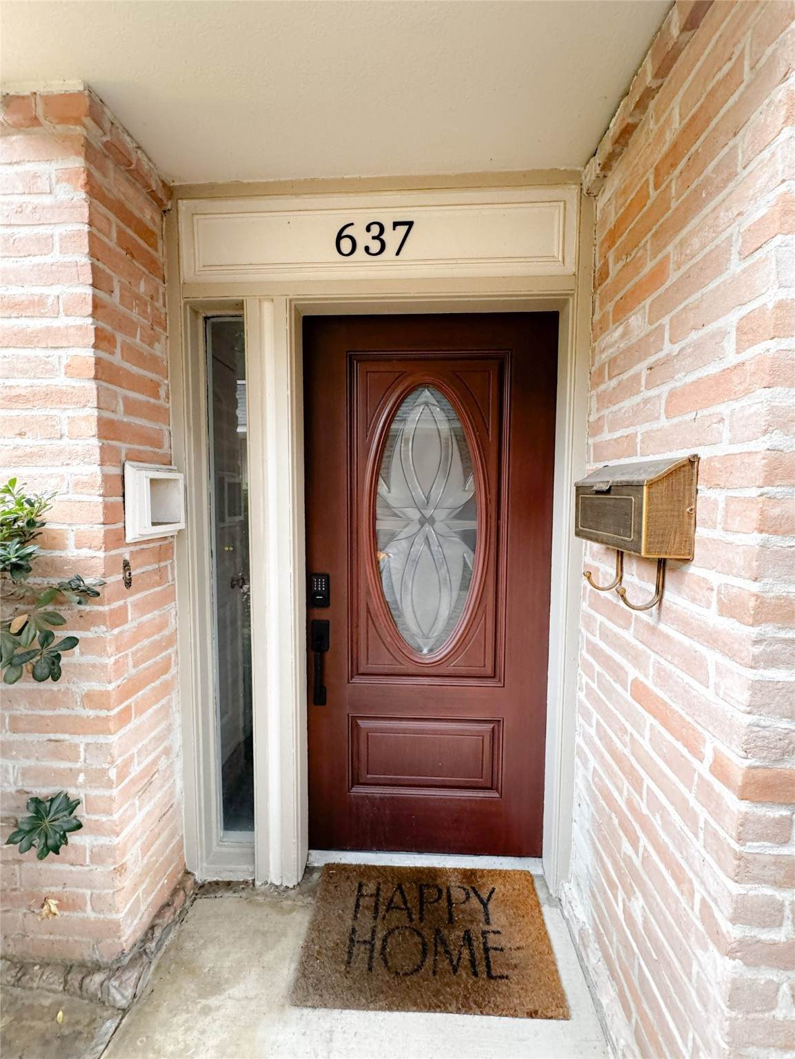 637 Ripple Creek Drive - Photo 1