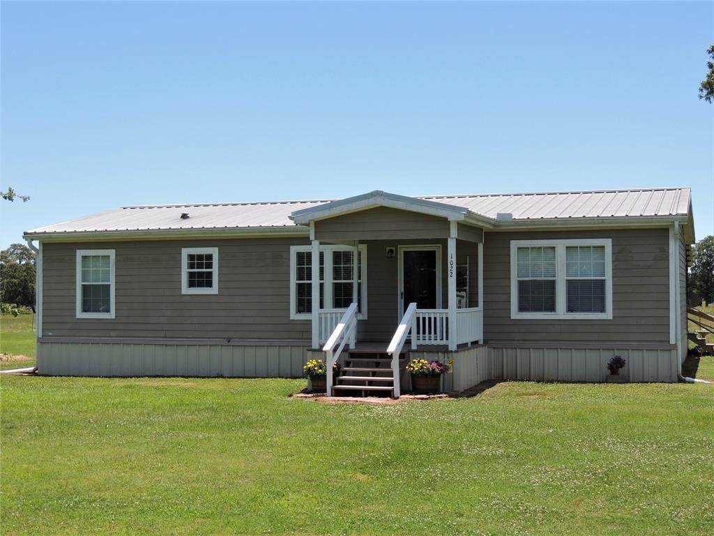 1022 County Road 4130 - Photo 1