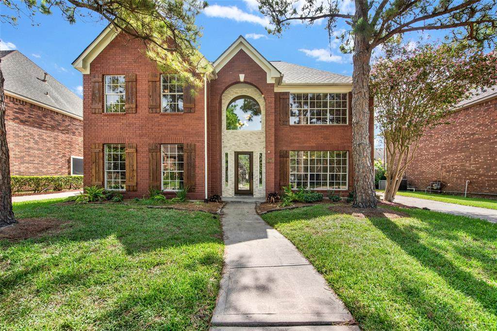 2103 Meadow Parkway - Photo 1