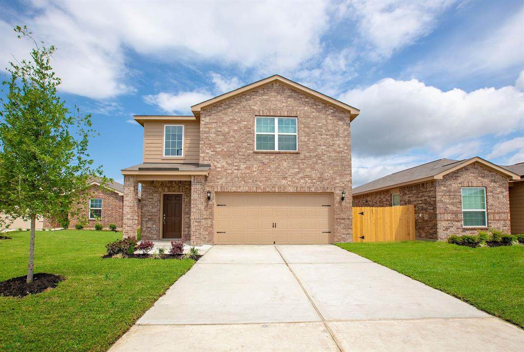 10915 Hillside Creek Drive - Photo 1