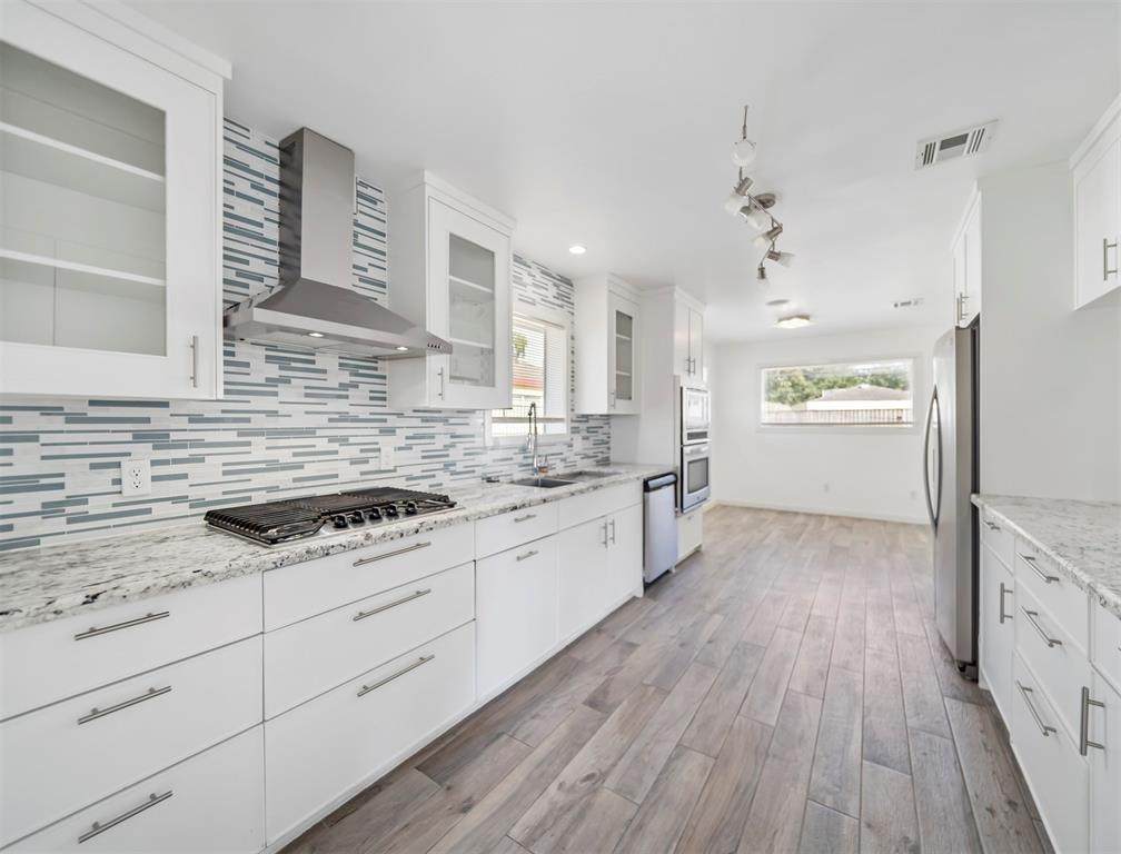4018 Braeswood Boulevard - Photo 1