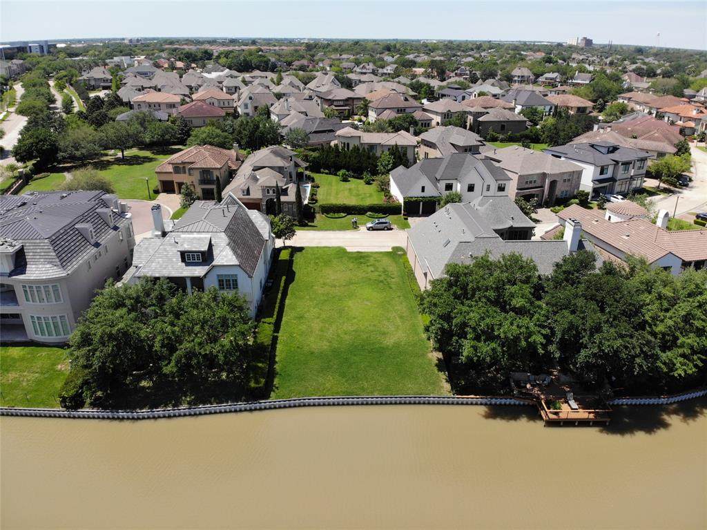 15310 Oyster Creek Lane - Photo 1