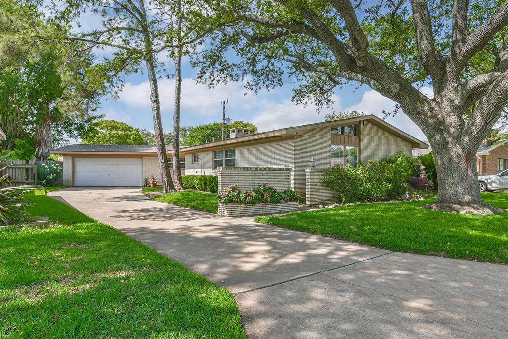6 Willow Lane - Photo 1
