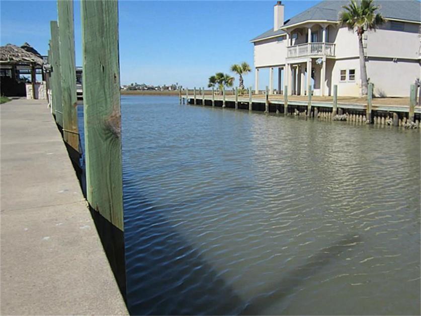 533 Swordfish Lane - Photo 1