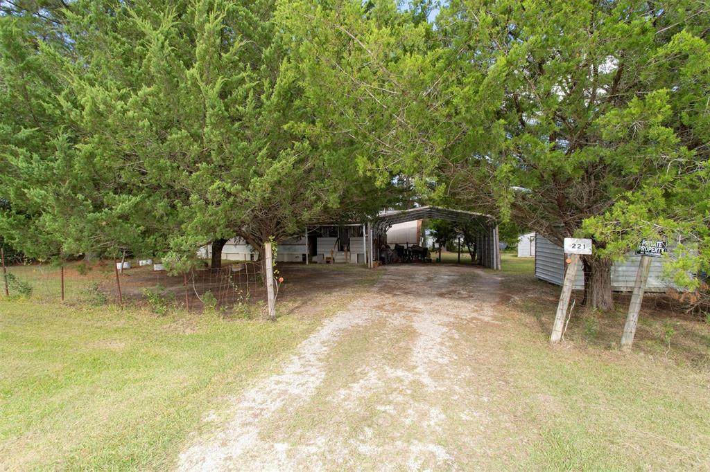 221 Willy Road - Photo 1