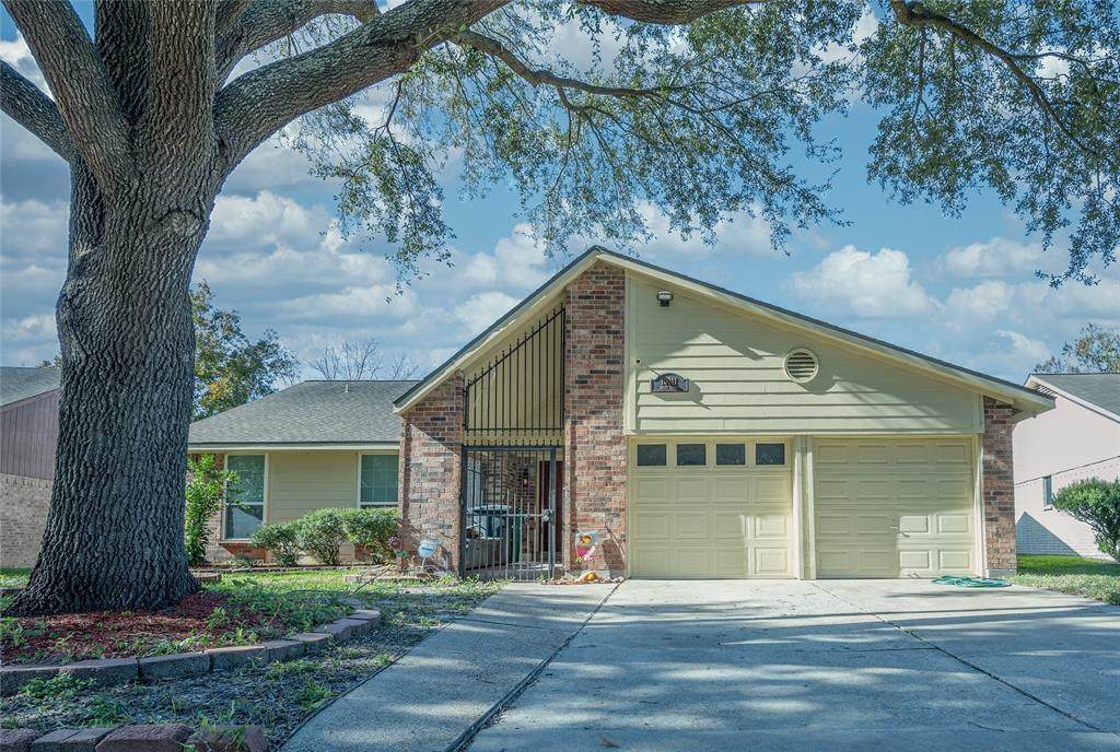 10011 Misty Trail - Photo 1