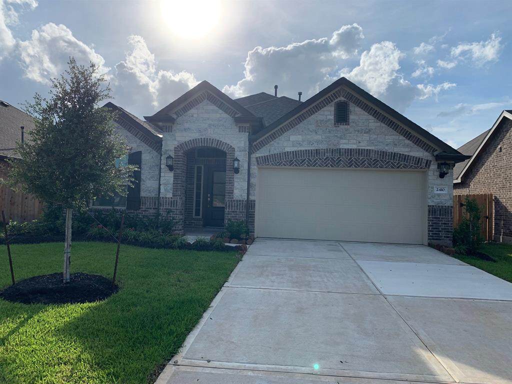 2410 Dovetail Park Ln - Photo 1