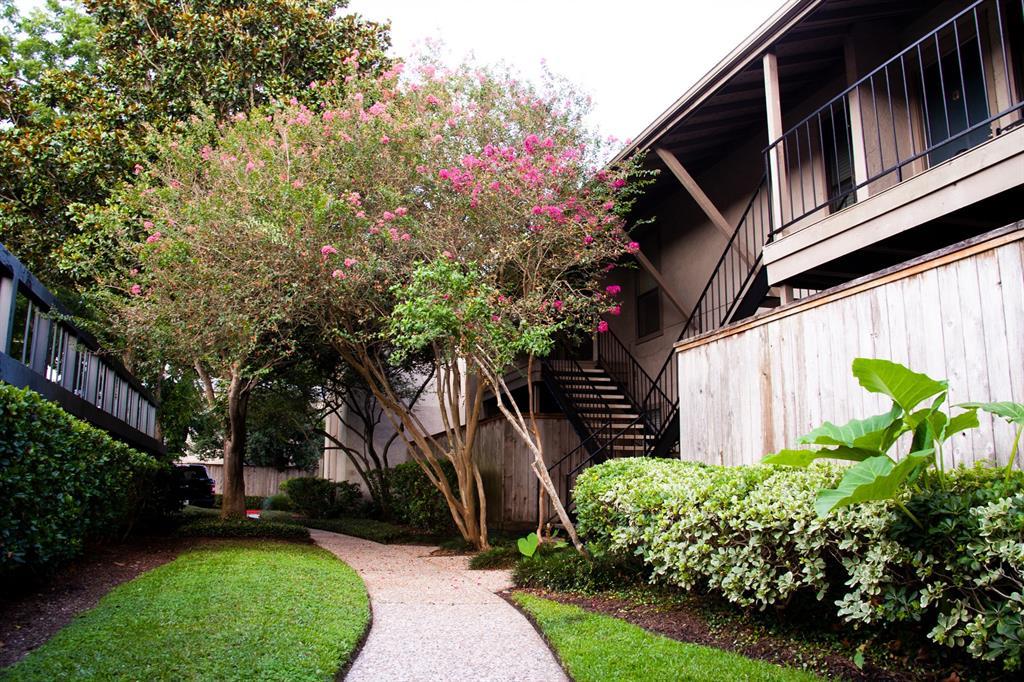 5711 Sugar Hill Drive - Photo 1
