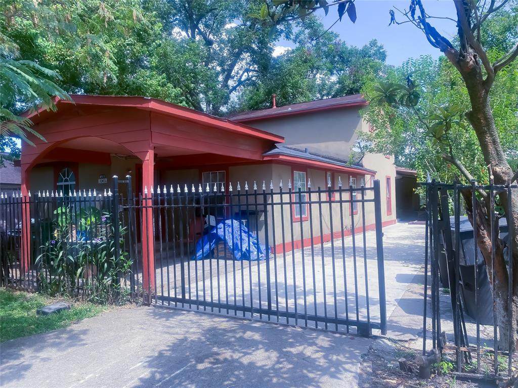 4911 Jewel Street - Photo 1