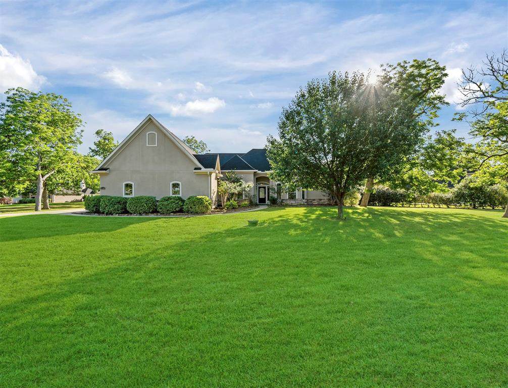 27326 Karaugh Drive - Photo 1