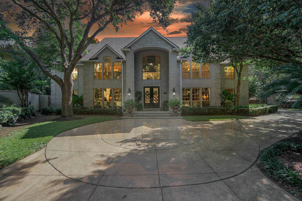 1647 Kelliwood Oaks Drive - Photo 1