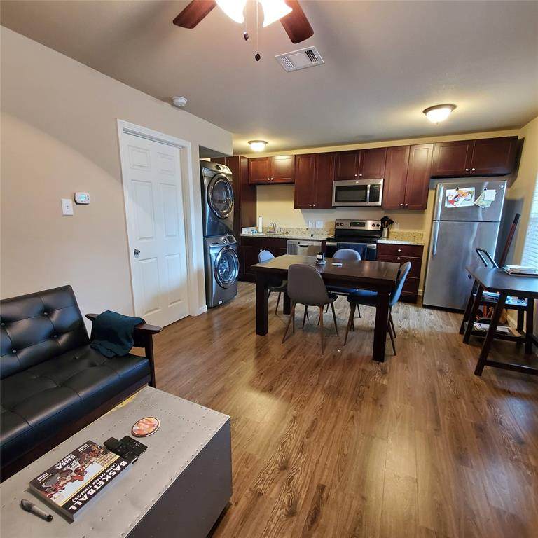 1110 Patton Street - Photo 1
