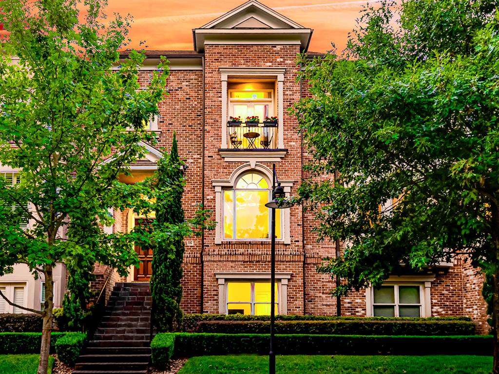 16 Waterway Court - Photo 1