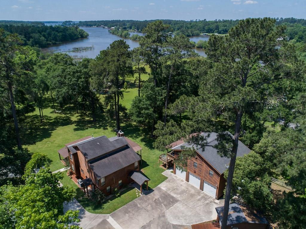 13981 Lake Shore Drive - Photo 1