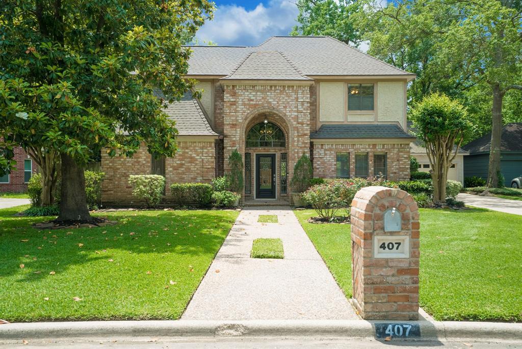 407 Champion Lake Drive - Photo 1