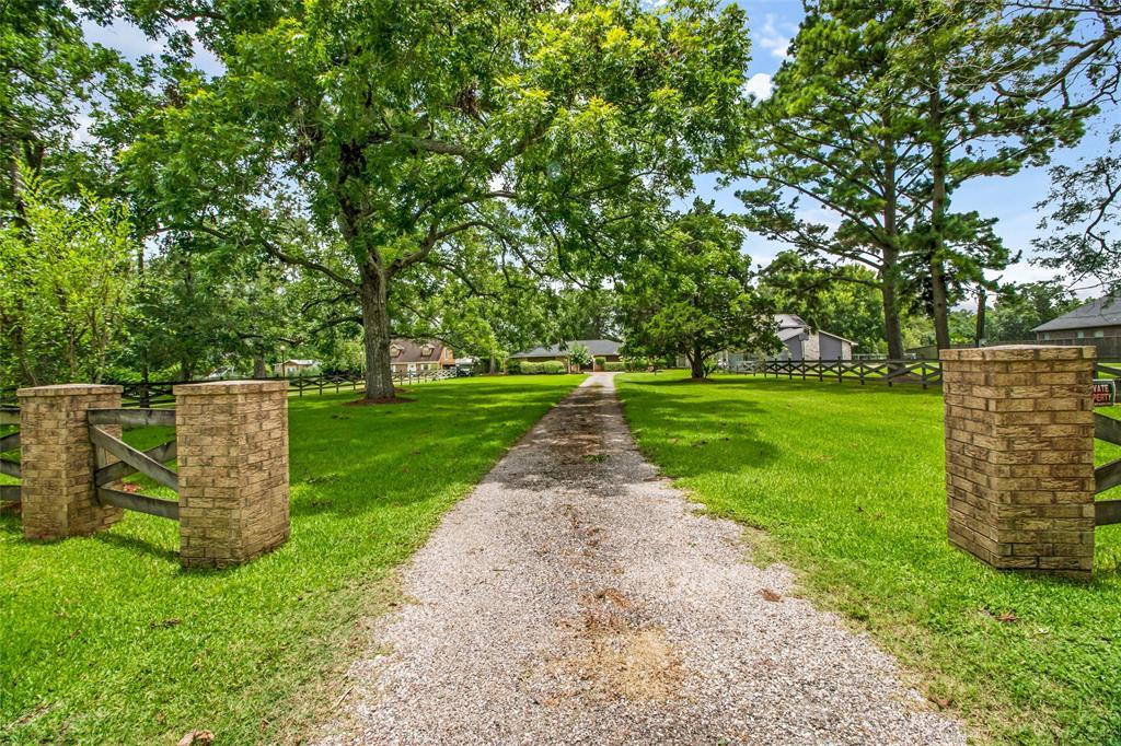 5433 County Road 961 - Photo 1