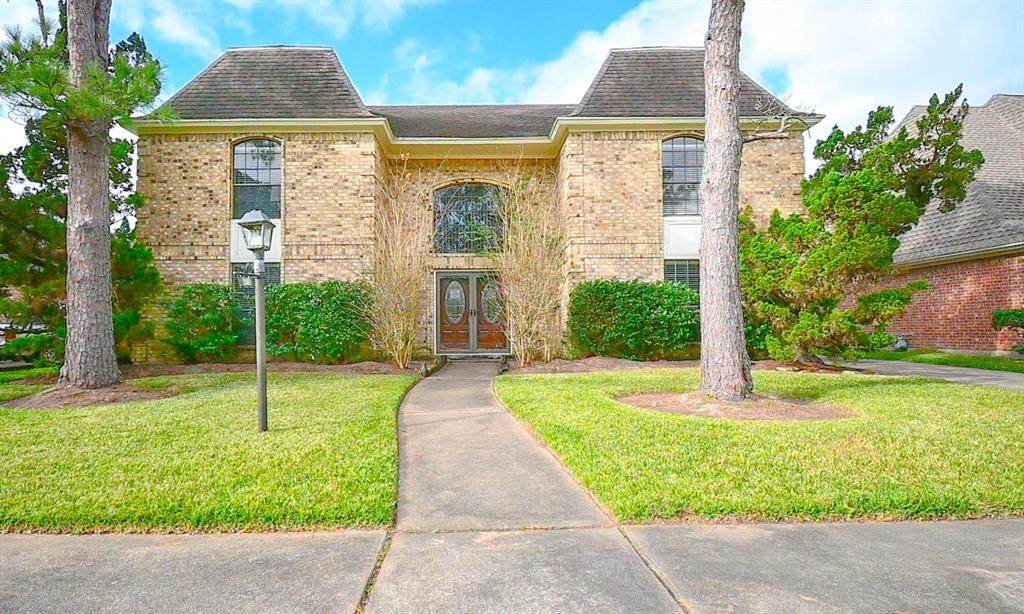 8718 Chelsworth Drive - Photo 1