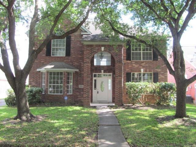 2212 Golden Sails Drive - Photo 1