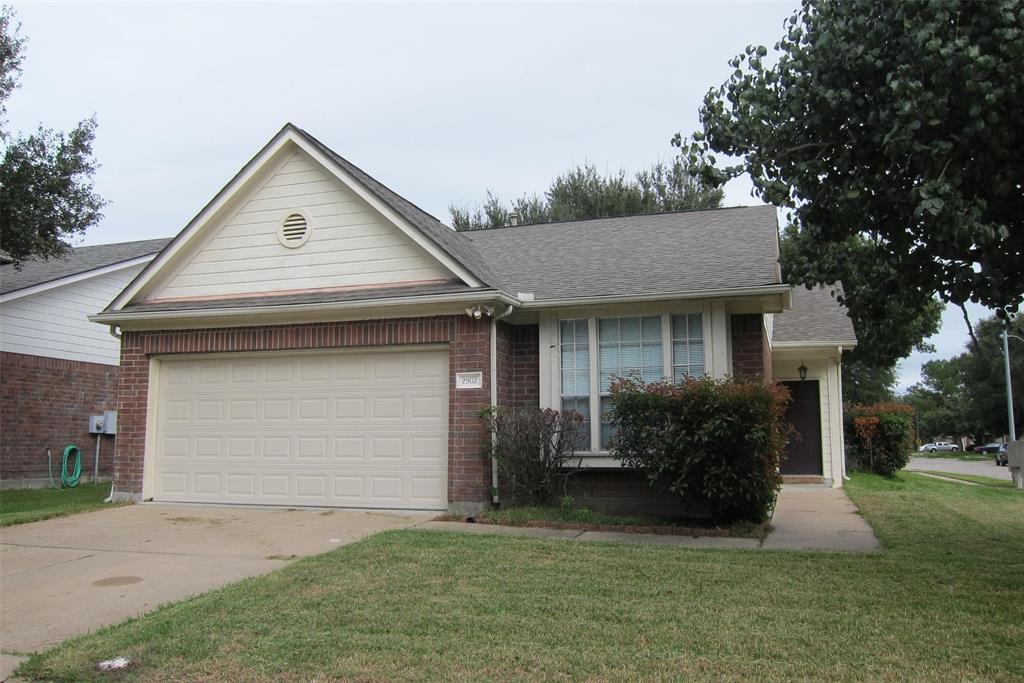 2902 Amber Cliff Drive - Photo 1