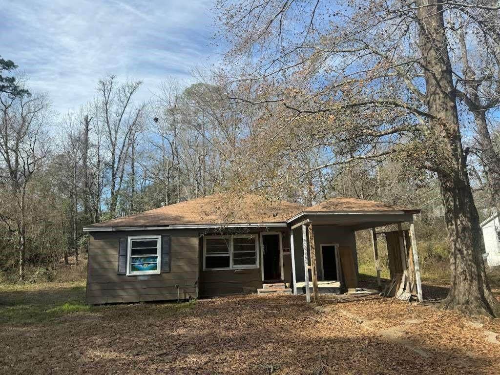 415 2nd Street - Photo 1