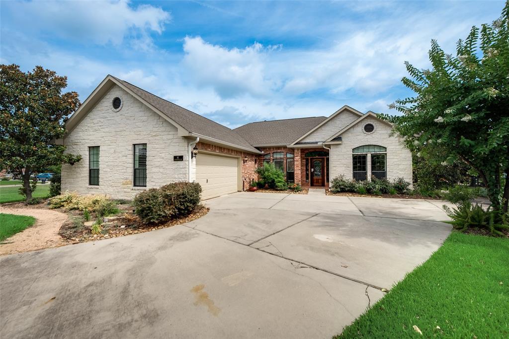 97 Hillsborough Drive - Photo 1