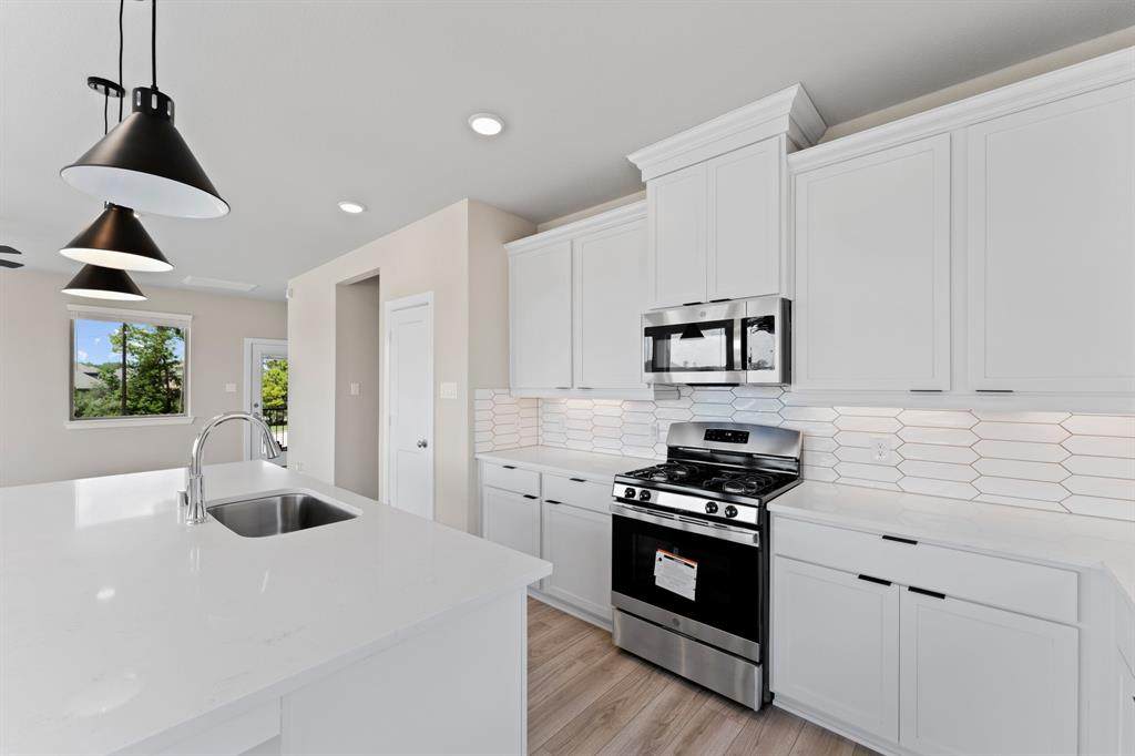11822 California Sister Drive - Photo 1