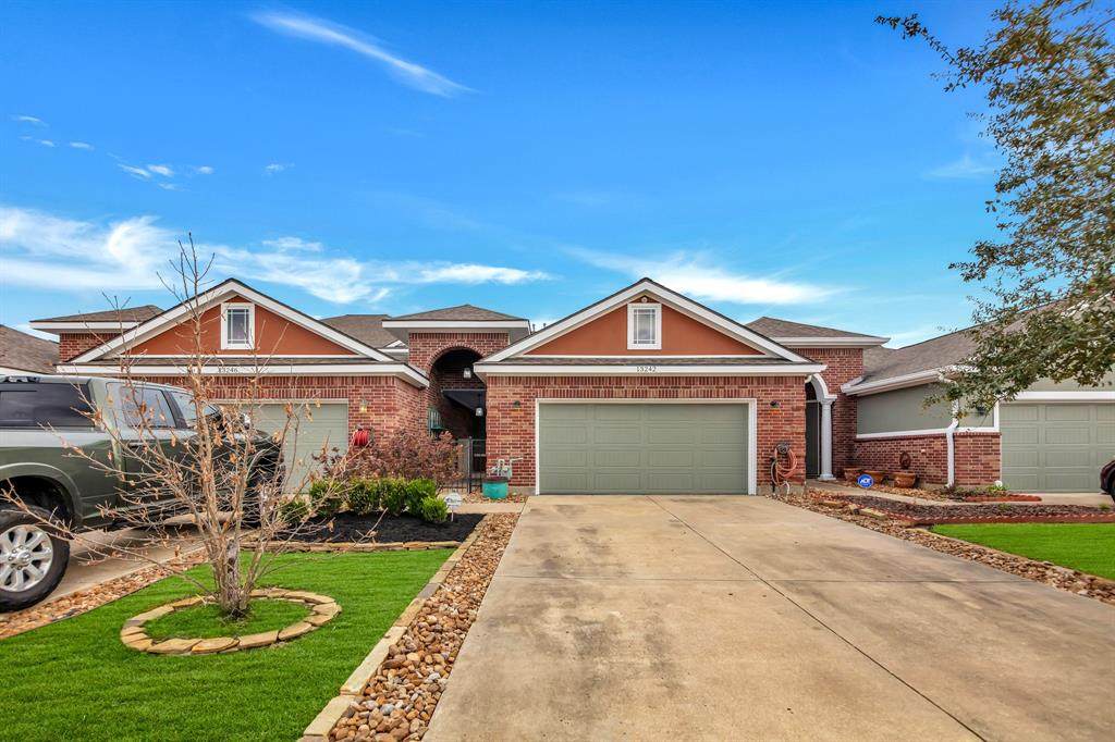 13242 Victory Way - Photo 1