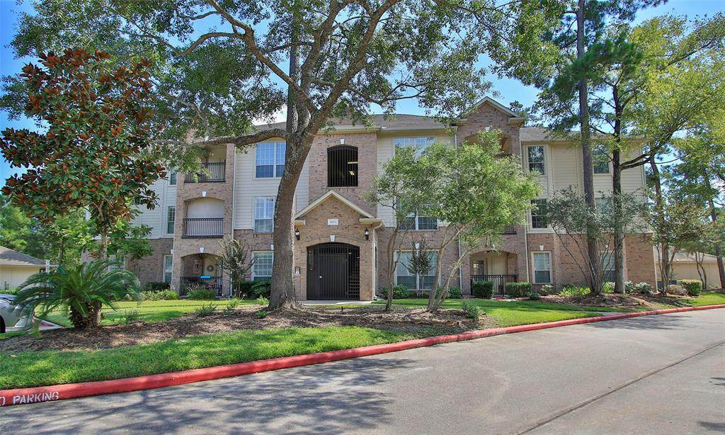 6607 Lake Woodlands Drive - Photo 1