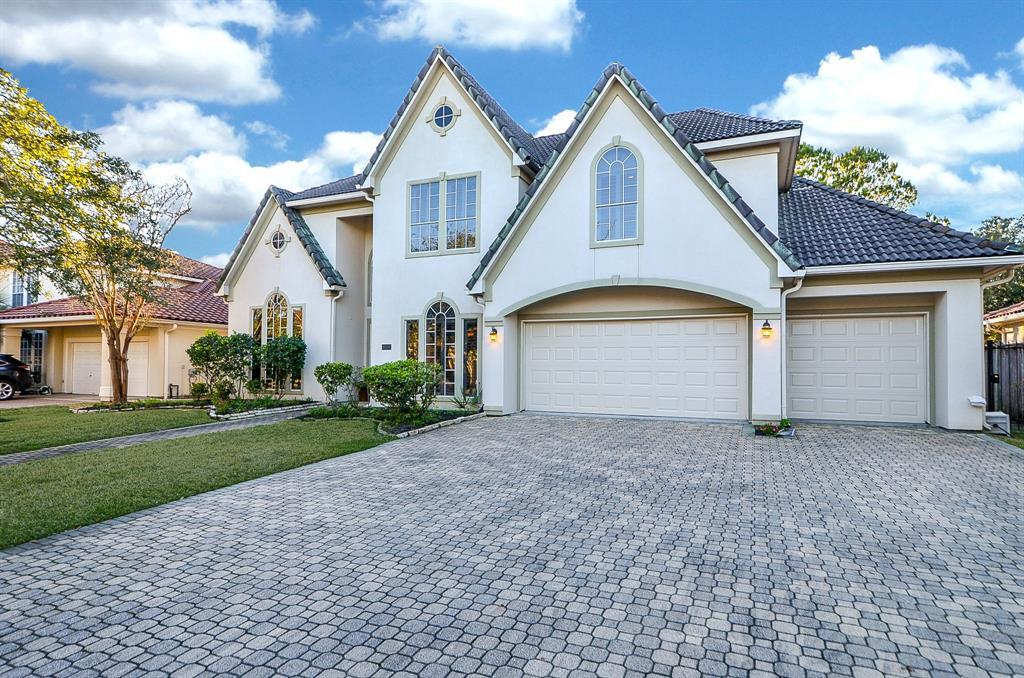 1618 Westshore Drive - Photo 1